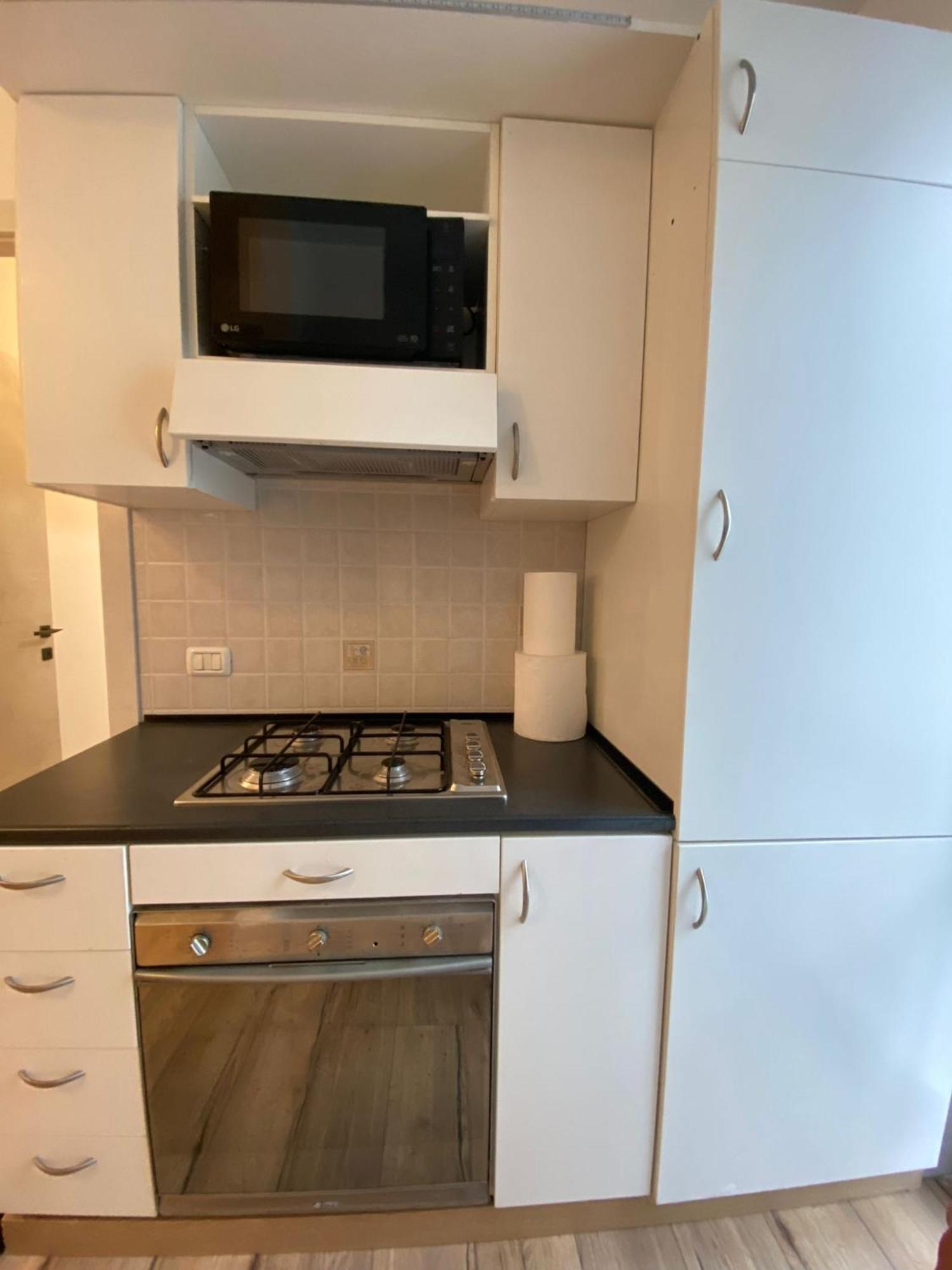 Residenza Bosco Sole Διαμέρισμα Grantola Δωμάτιο φωτογραφία